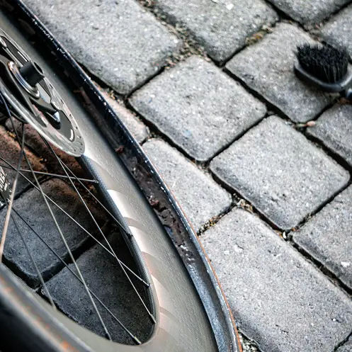 Blog_Bike_Care_1 Ausgehärtete Tubeless Milch